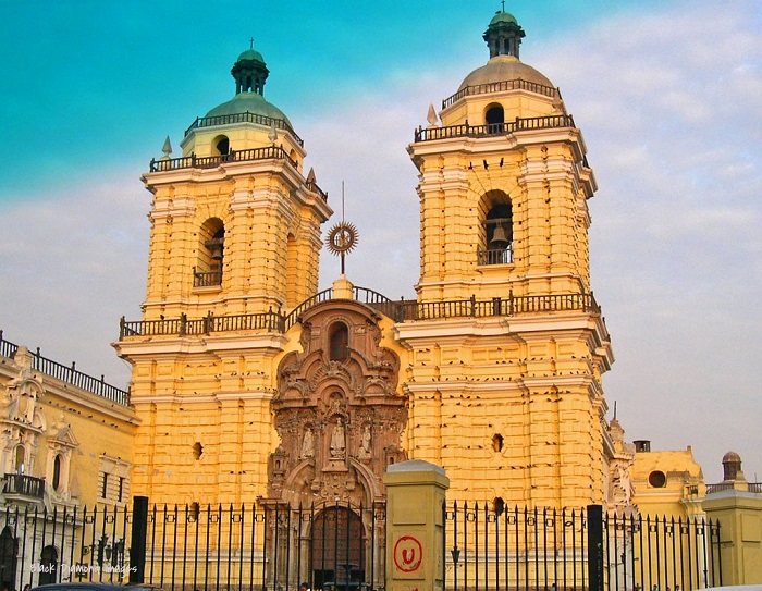 Chiêm ngưỡng Tu viện San Francisco là một trong những hoạt động đáng nhớ nhất Lima