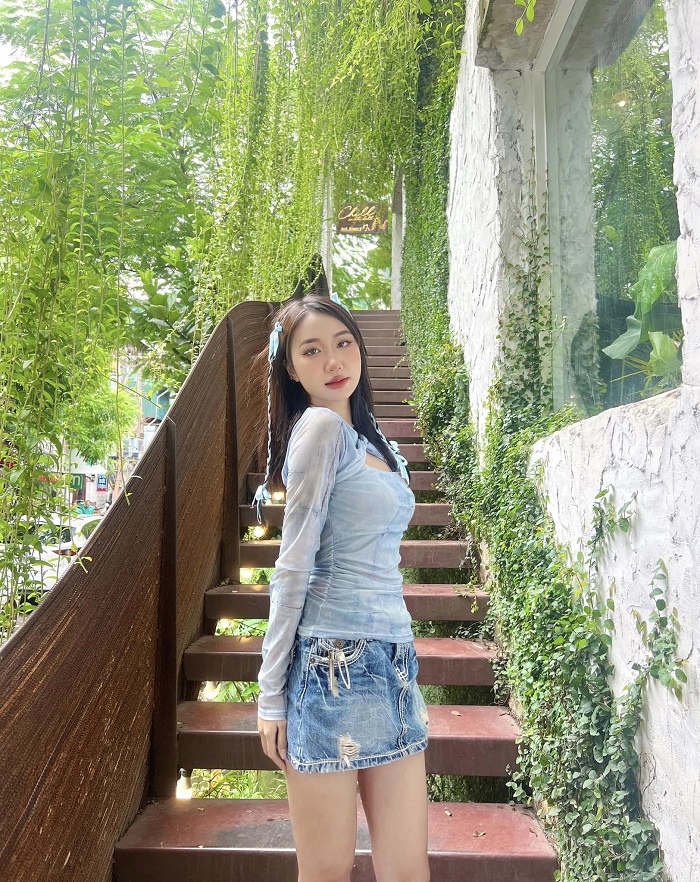 Mọi góc tại Quán cà phê sang chảnh ở Quận Cầu Giấy đều có thể sống ảo được mà chẳng cần tạo dáng cầu kỳ