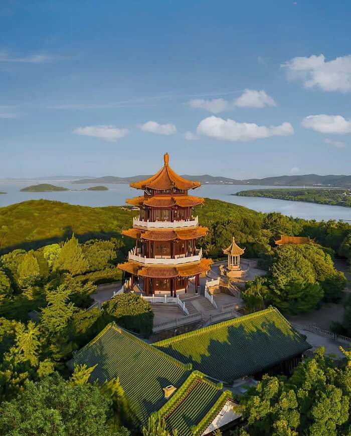 Cẩm nang du lịch Giang Tô Trung Quốc - Mùa hè ở Giang Tô là thời điểm bạn có thể tham gia nhiều lễ hội truyền thống.