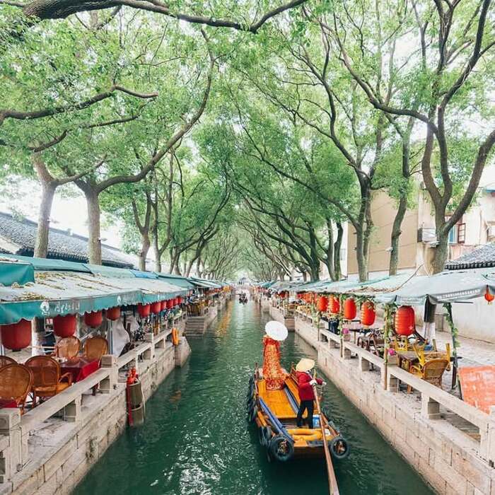 Ngồi thuyền trên sông cảm nhận trọn vẹn nét duyên dáng của Tô Châu - cẩm nang du lịch Giang Tô Trung Quốc