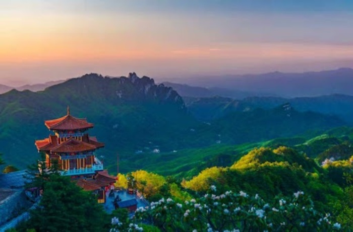 Khám phá Bạch Vân Sơn cùng Cẩm nang du lịch Quảng Châu Trung Quốc 