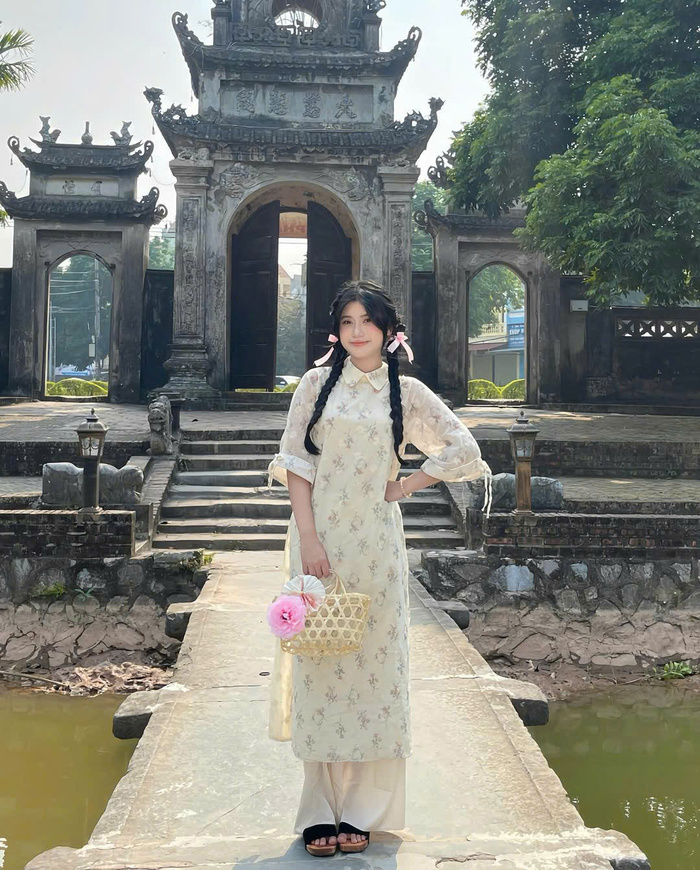 Tham quan, chiêm ngưỡng kiến trúc Chùa Chuông Hưng Yên Thái Bình 