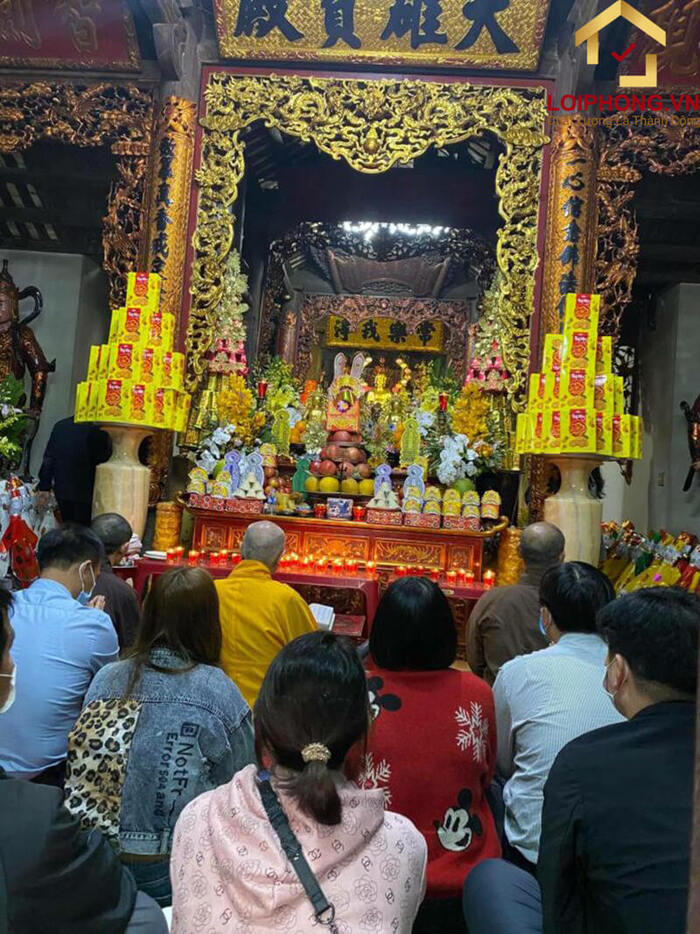  chùa Hàm Long Bắc Ninh thu hút nhiều du khách đến chiêm bái