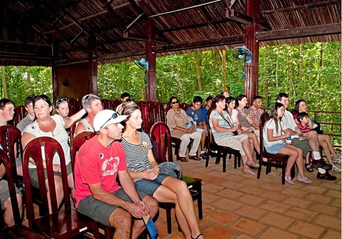 Địa đạo Bến Đình Củ Chi TP HCM - Xem phim tài liệu