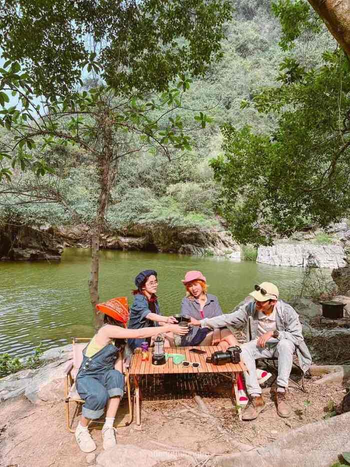 Địa điểm cắm trại ở Ninh Bình - Ao Dong, Hang Luồn Hà Nam