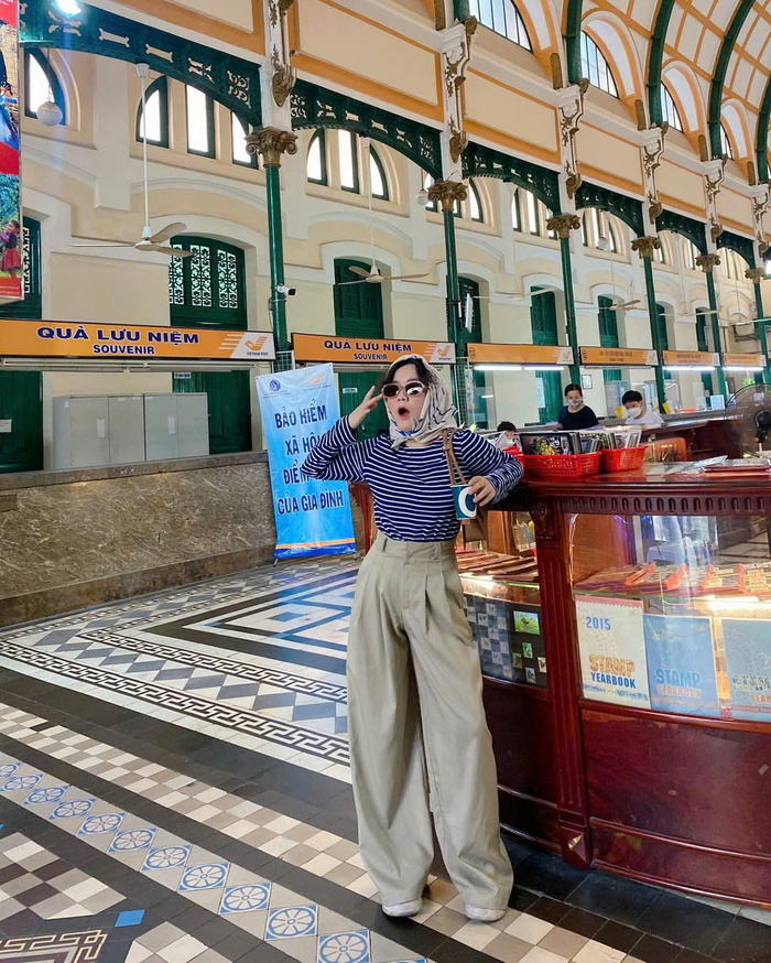 Tổng hợp các điểm du lịch miễn phí ở TP HCM - Bưu điện Thành phố