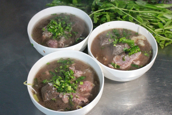 Món ăn sáng ngon nhất An Giang - Cháo lòng