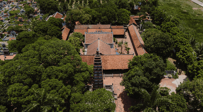 Viếng thăm các ngôi chùa linh thiêng ở Nam Định Ninh Bình - Chùa Tháp Phổ Minh