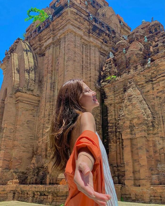 Địa điểm du lịch gần nhà hát Đó Nha Trang Khánh Hòa 