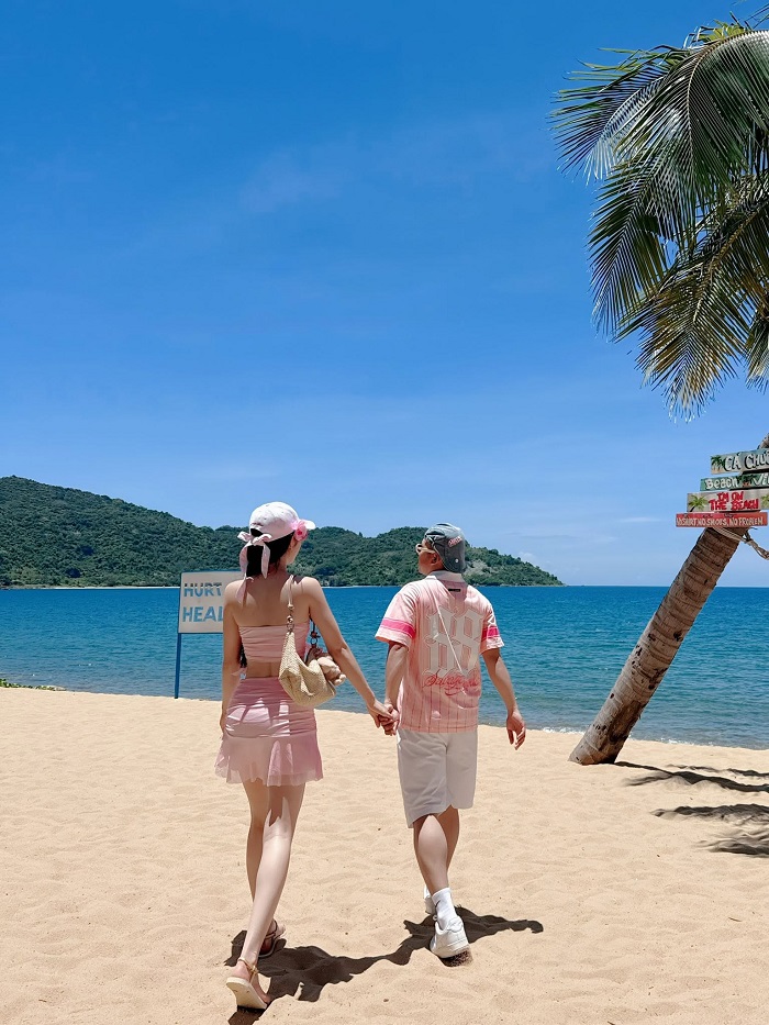 nên đi du lịch Phú Quốc hay Đà Nẵng Bãi biển ở Đà Nẵng lên hình hút nghìn like nên đi du lịch Phú Quốc hay Đà Nẵng