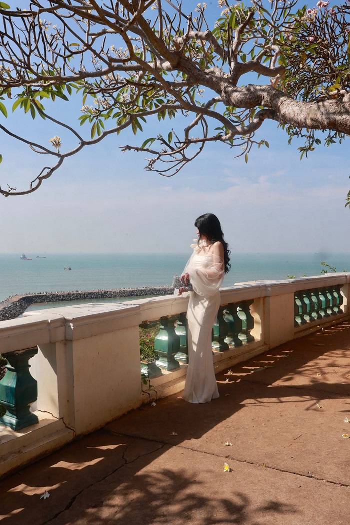 Tháng 7 nên đi du lịch ở đâu Miền Nam Bạch Dinh có nhiều góc cực xinh cho các nàng thơ 