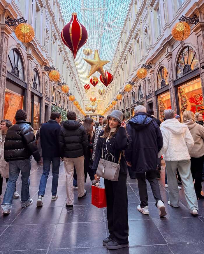 bạn có thể ghé thăm bức tượng đài Manneken Pis Bỉ vào bất cứ thời điểm nào trong năm