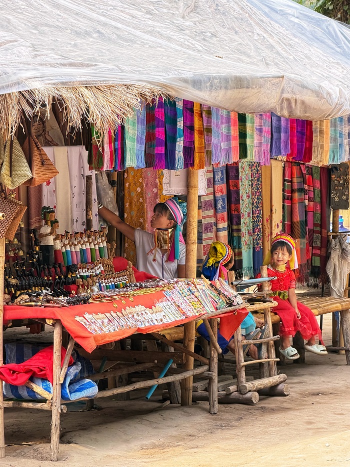 Kinh nghiệm đi Long Neck Village - Nơi phụ nữ có chiếc cổ rất dài
