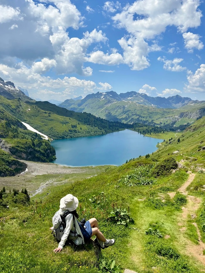 trekking khi đến làng thiên thần Engelberg Thụy Sĩ