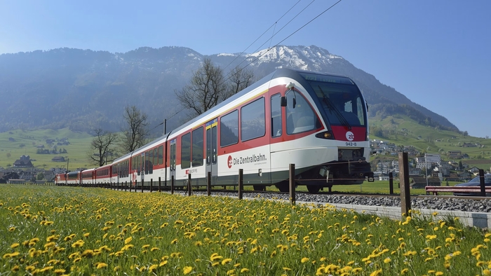 Phương tiện di chuyển đến làng thiên thần Engelberg Thụy Sĩ là tàu hỏa