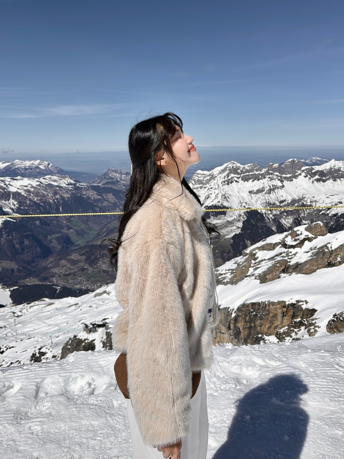 Thời điểm ghé thăm làng thiên thần Engelberg Thụy Sĩ là mùa hè và mùa đông