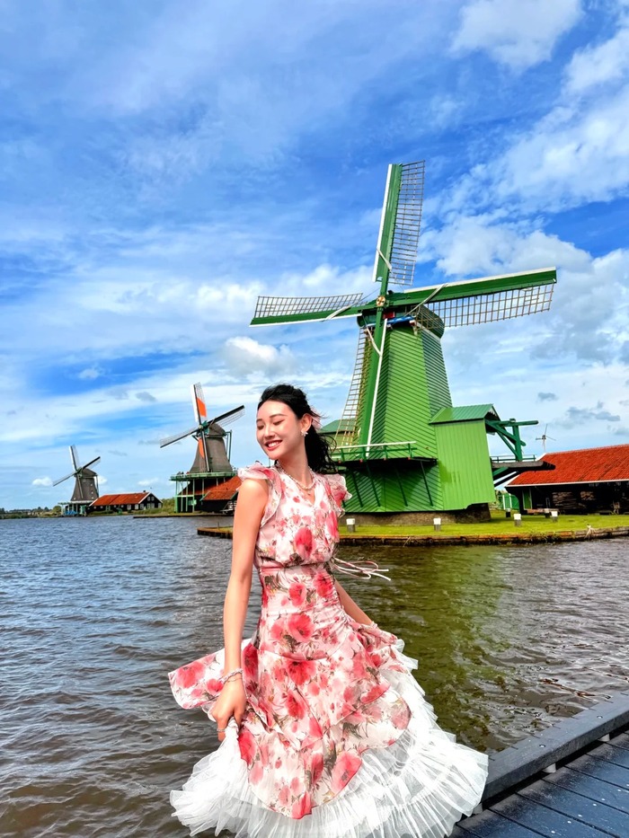  làng Zaanse Schans Hà Lan thơ mộng dòng sông Zaan