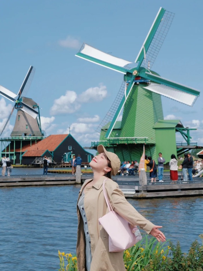 tháng 4 - tháng 9 là thời điểm tham quan làng Zaanse Schans Hà Lan lý tưởng