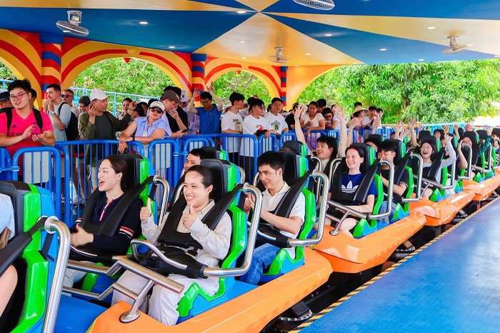 Tha hồ trải nghiệm ở Vinwonders Nha Trang Nên đi du lịch Nha Trang hay Quy Nhơn