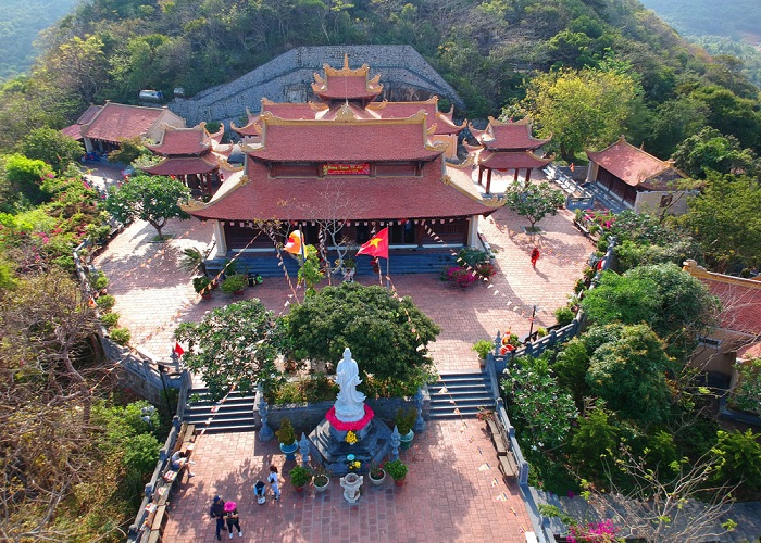 Tham quan Chùa Vân Sơn Tự - ngôi chùa duy nhất ở Côn Đảo