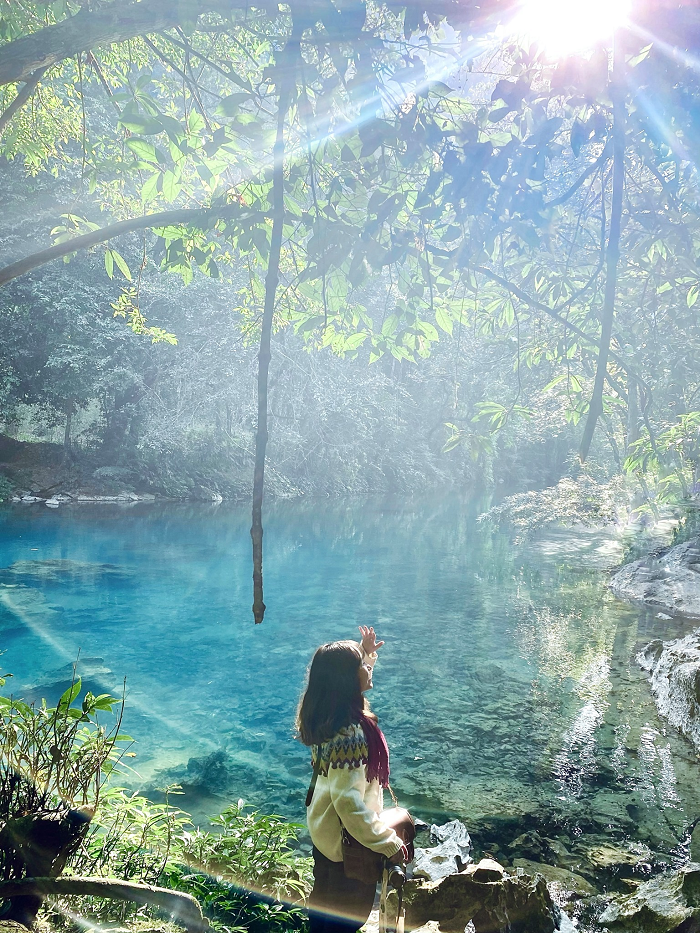 Ao Tien is a lake located in the middle of a fresh primeval forest. Photo: digiticket