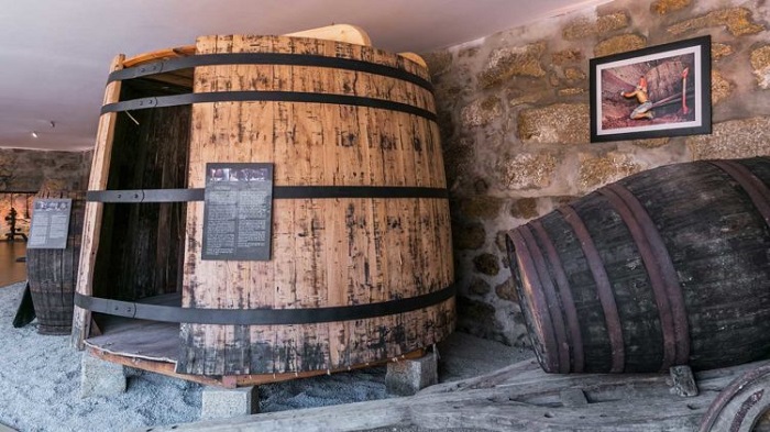 du lịch Porto tham quan bảo tàng rượu vang