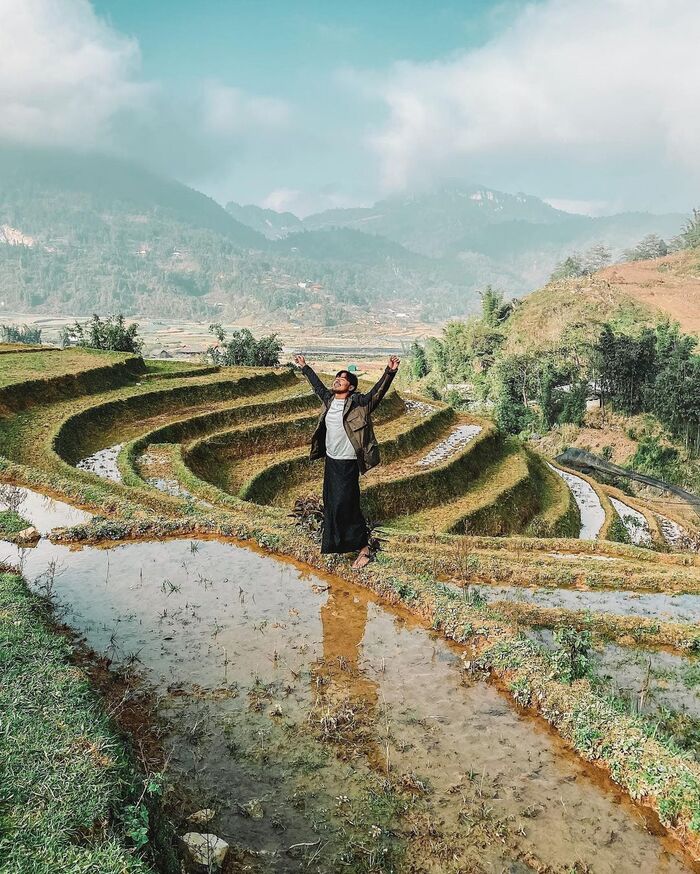 Rộn ràng du lịch Sapa mùa lúa chín: Vẻ đẹp của mùa vàng khiến bao du khách nao lòng