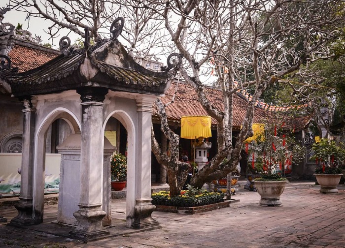 phố Hiến Hưng Yên khám phá chùa Hiến