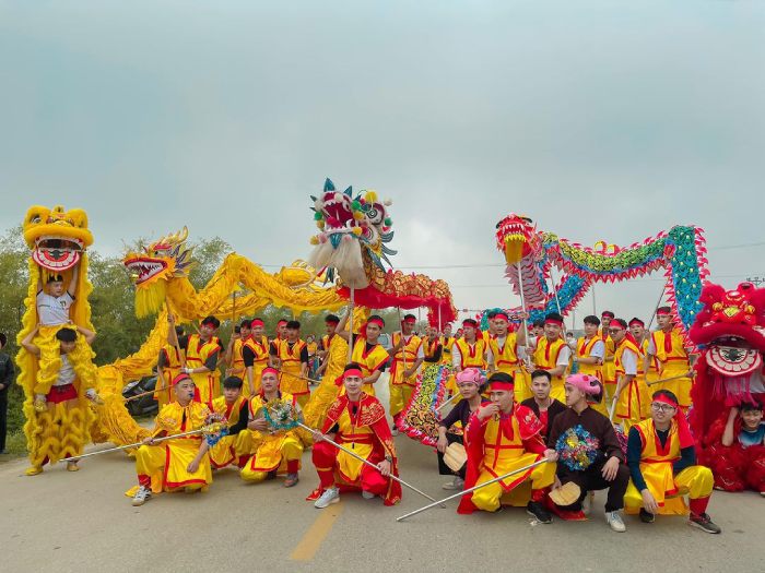 trải nghiệm lễ hội của danh lam thắng cảnh đền Chử Đồng Tử
