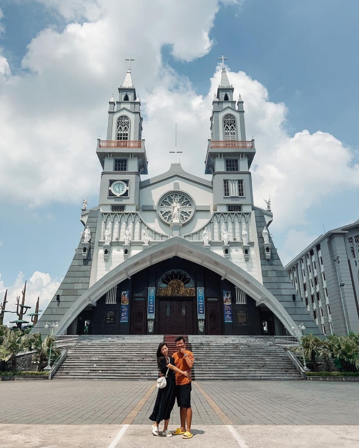 nhà thờ Chính tòa Thái Bình được xây dựng từ năm 1906
