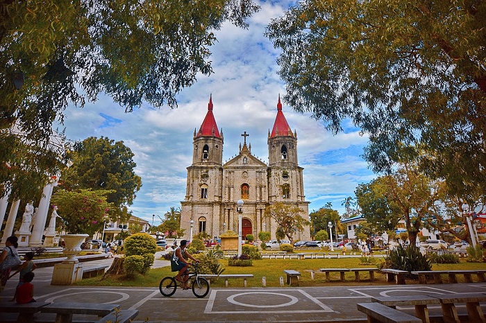 Nhà thờ Molo - điểm du lịch Iloilo Philippines