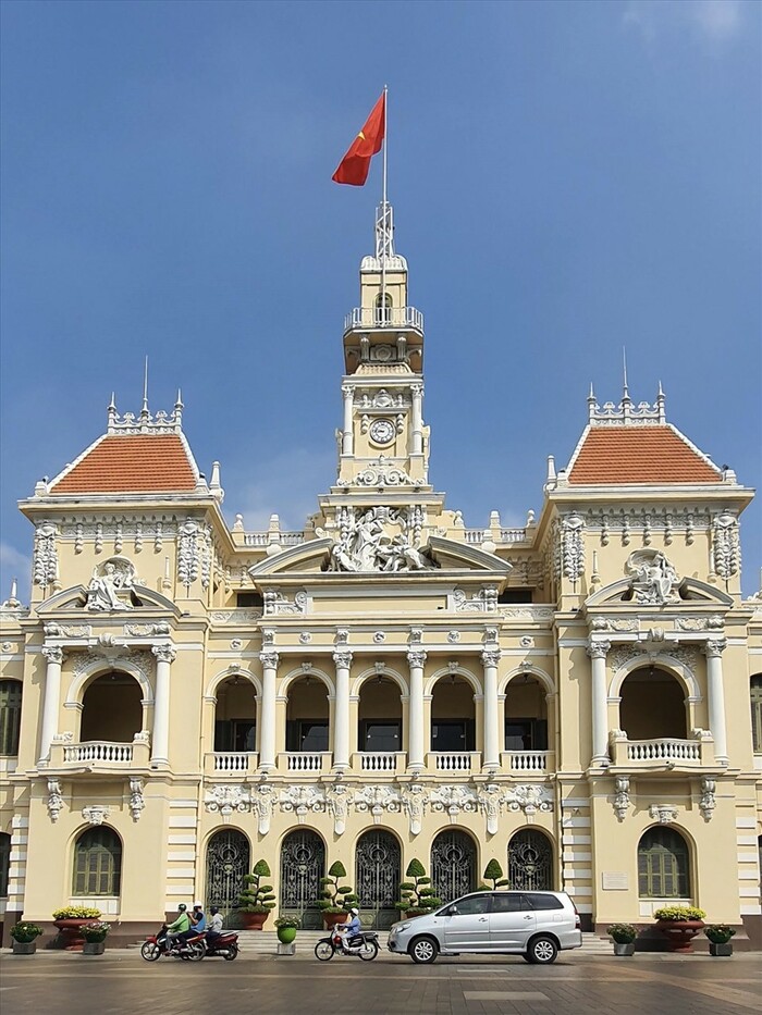 Thăm quan Ủy ban nhân dân Thành phố Hồ Chí Minh | Home - Ngôi nhà