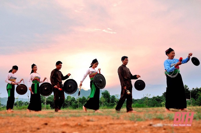 Lễ hội Pôồn Pôông Thanh Hoá là nét đẹp văn hóa tín ngưỡng của bà con người Mường