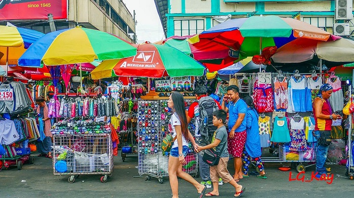 địa điểm mua sắm gần Metro Manila Philippines