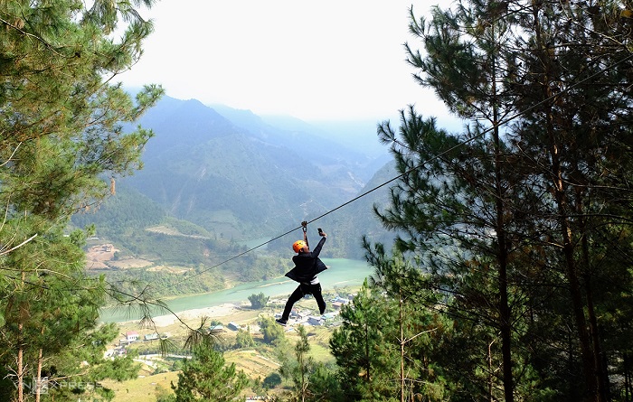 Trượt zipline trong chuyến du lịch Văn Chấn Yên Bái thì còn gì bằng