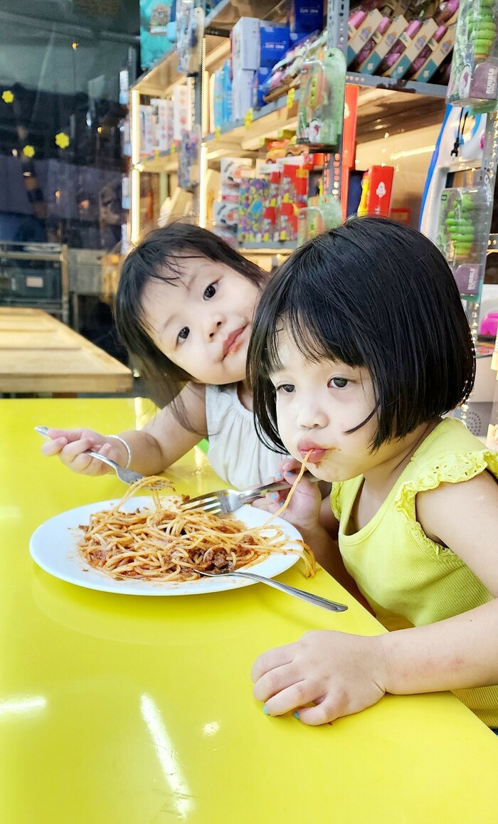 khu vui chơi trẻ em ở quận 1 TP HCM Kidbay Café & Playground