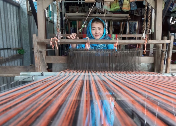 làng nghề truyền thống ở An Giang - Làng dệt thổ cẩm Châu Phong