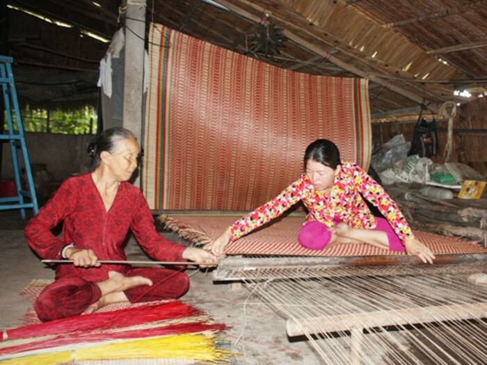 Làng nghề truyền thống ở Kiên Giang - Làng nghề dệt chiếu