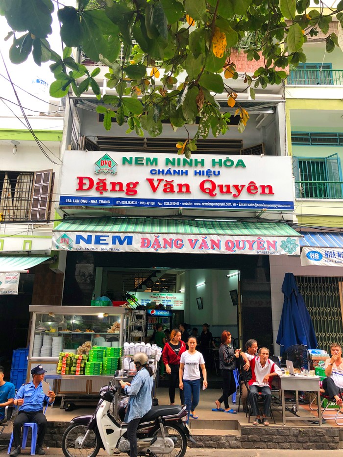 quán nem nướng ở Nha Trang ngon Đặng Văn Quyên