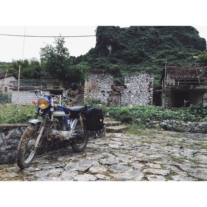 du lịch làng đá Khuổi Ky bằng xe máy