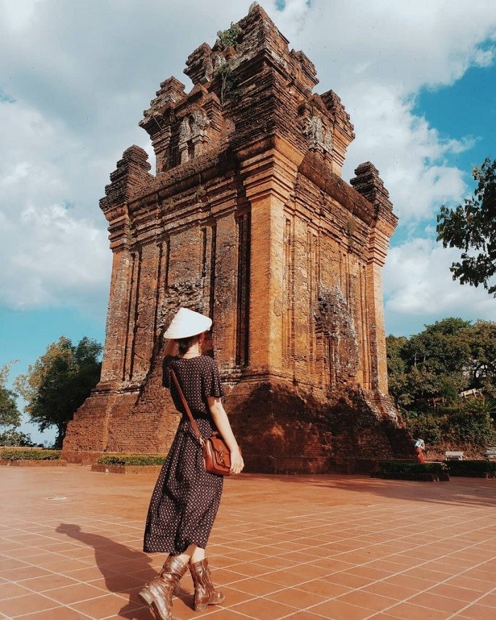 điểm du lịch gần làng nghề dệt chiếu cói Phú Tân