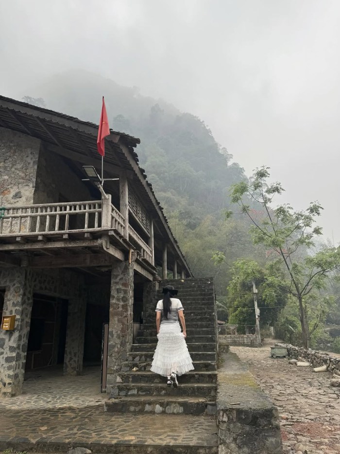 du lịch làng đá Khuổi Ky với thiên nhiên bình yên