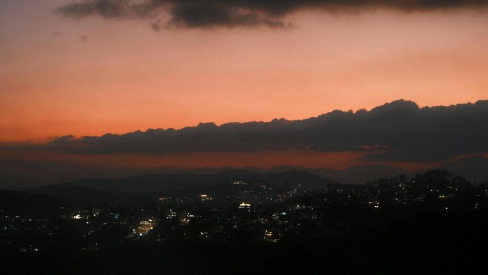 Hoàng hôn Đà Lạt – Bản tình ca cuối ngày của sương và gió