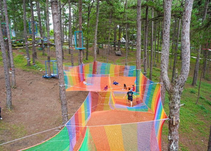SkyZone – tổ hợp trò chơi liên hoàn hiện đại dành cho cả trẻ em và người lớn.