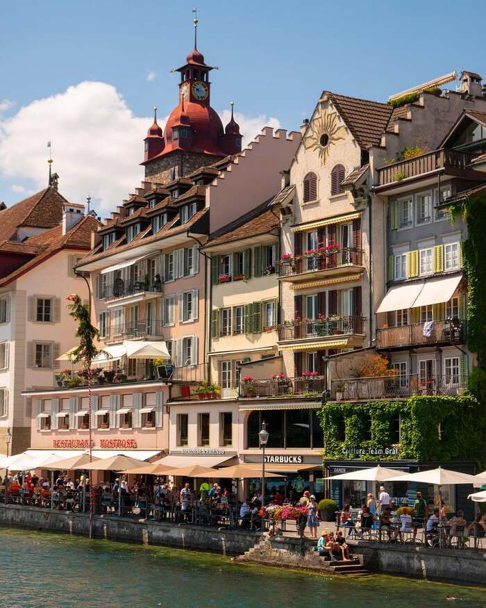 Khu phố cổ Luzern Thụy Sĩ có tuổi đời hơn 800 năm