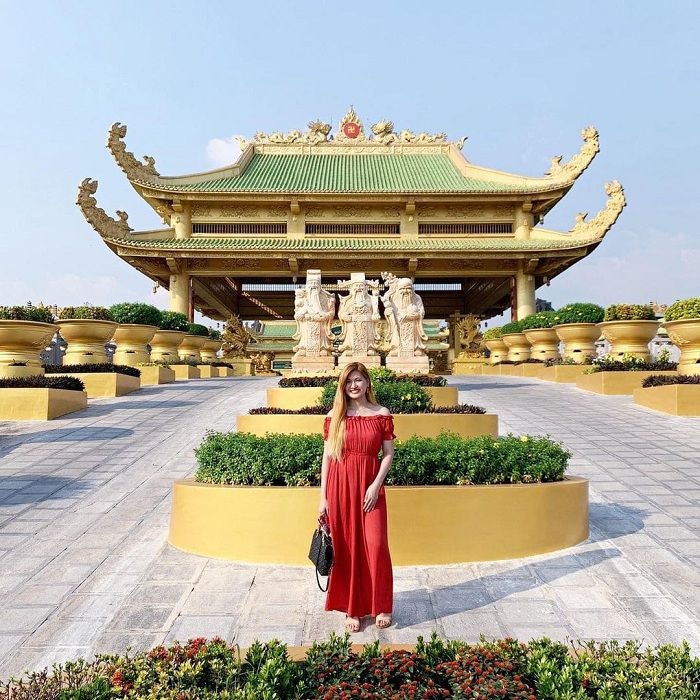 Khu du lịch Đại Nam nằm gần Làng tre Phú An Bình Dương