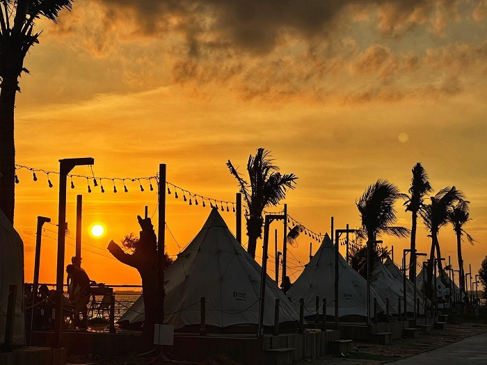SOL Camping Hải Phòng tuyệt đẹp vào chiều hoàng hôn