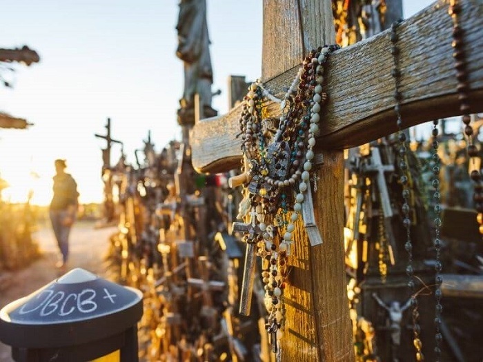 Kryziu Kalna - Ngọn đồi với hơn 200.000 thánh giá đầy bí ẩn tại Litva