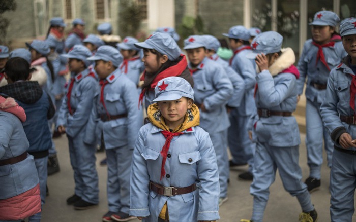 Bộ đồng phục học sinh Trung Quốc theo phong cách của Tưởng Giới Thạch.