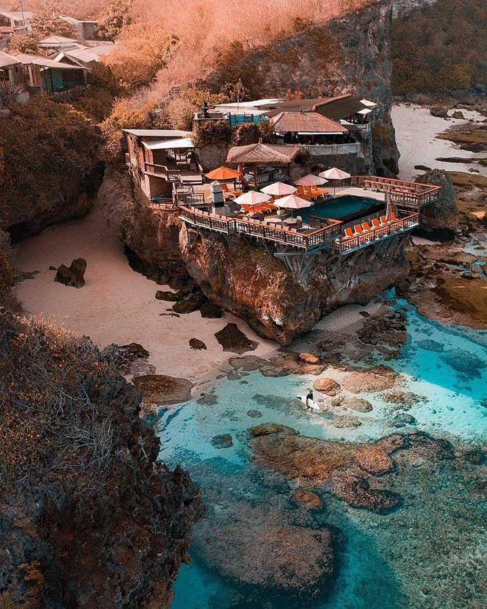 Mê hồn với quán cafe vách đá độc nhất vô nhị tại biển Suluban